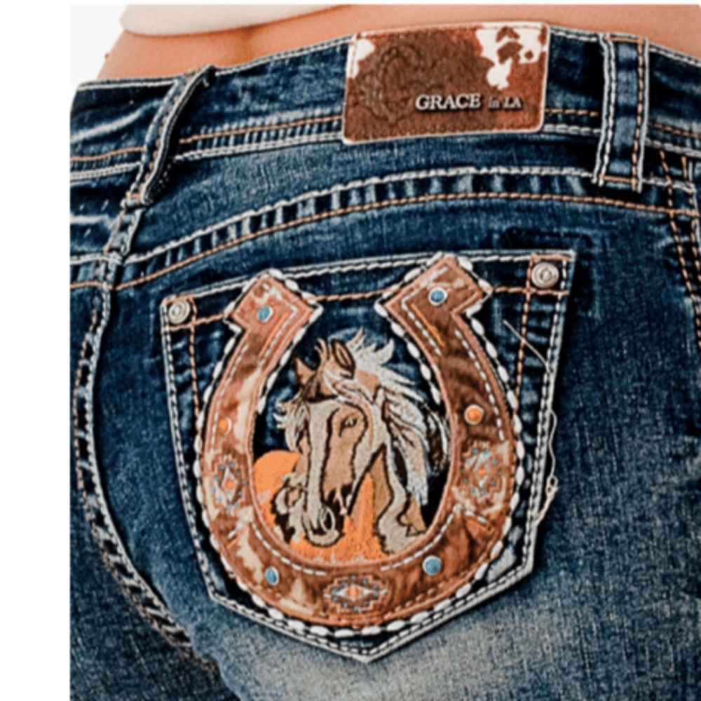 NWT Grace in LA bootcut with embelished pockets